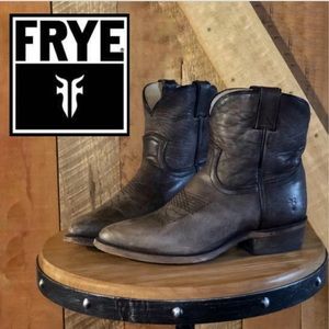 FRYE | Billy Short Boots